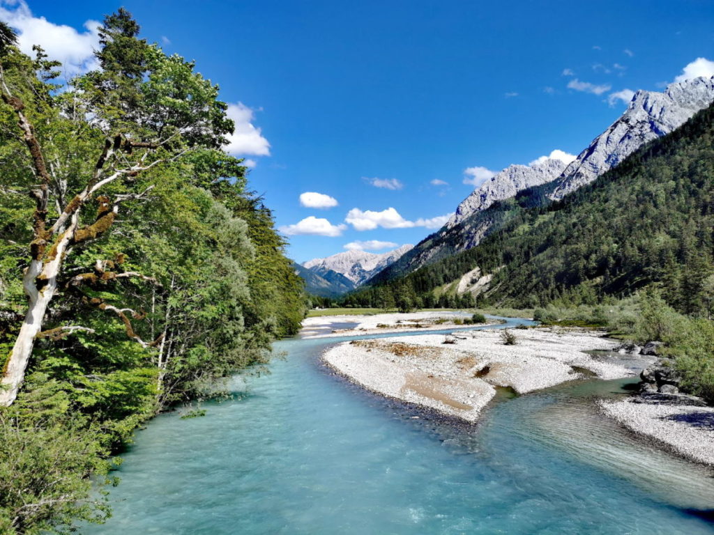 Idyllische Flußlandschaft am Rissbach